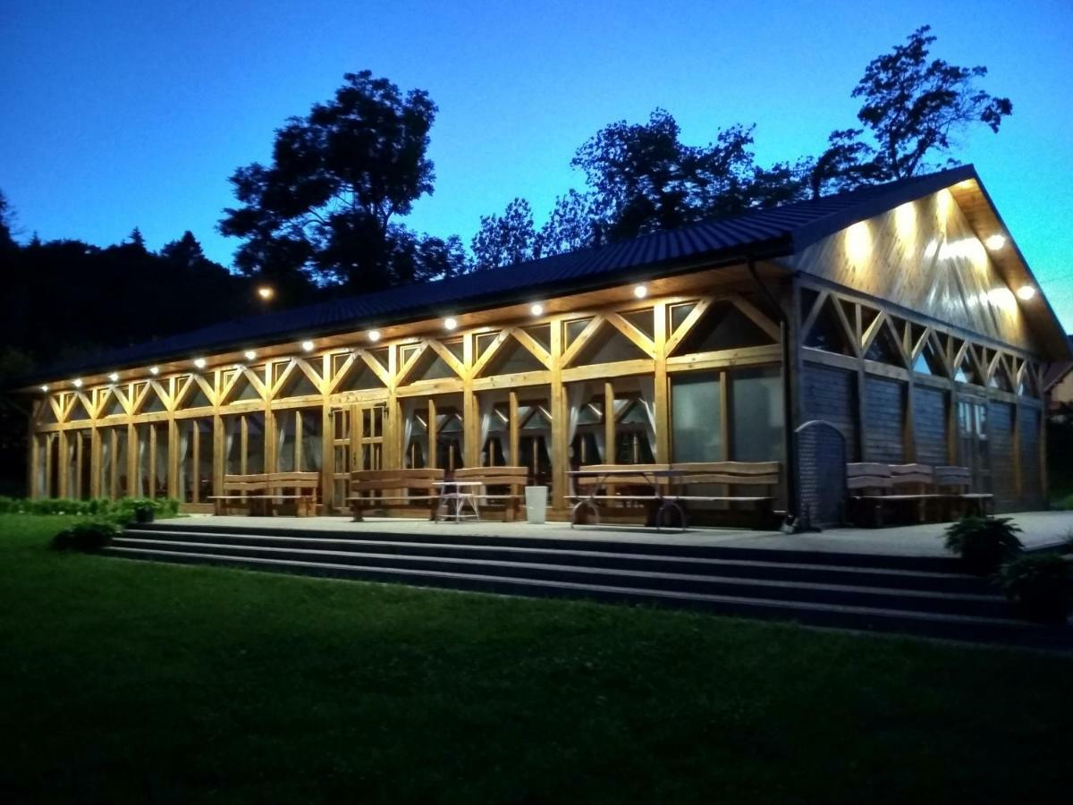 Gosciniec Olecki - Karczma Margrabowa Hotel Olecko Ngoại thất bức ảnh